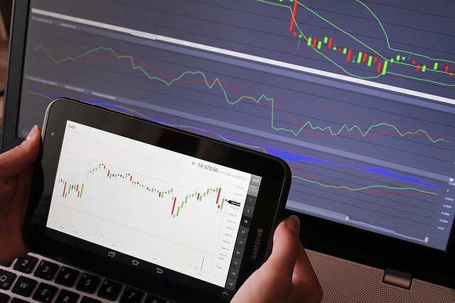 ** Arbitraż Statystyczny na Forex Emerging Markets: Jakie dane historyczne są niezbędne i jak je pozyskiwać? - 3 2025
